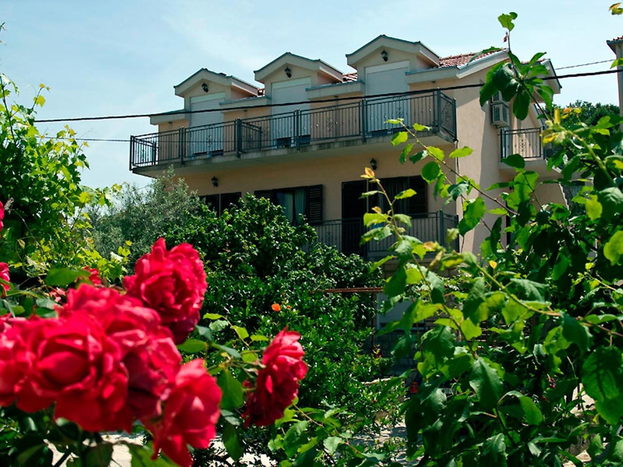 Franic Bacina Lakes Apartments Ploce  Buitenkant foto