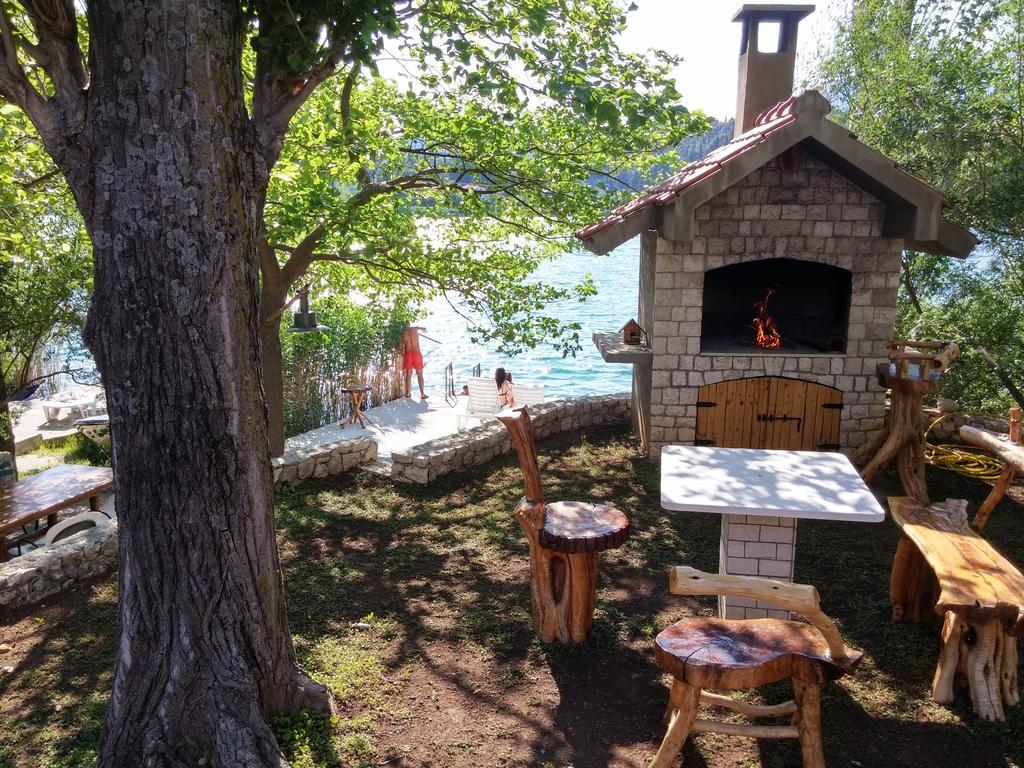 Franic Bacina Lakes Apartments Ploce  Buitenkant foto